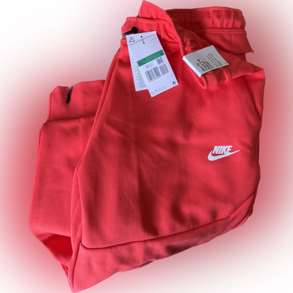 NWT Nike Tech Joggers Crimson XL